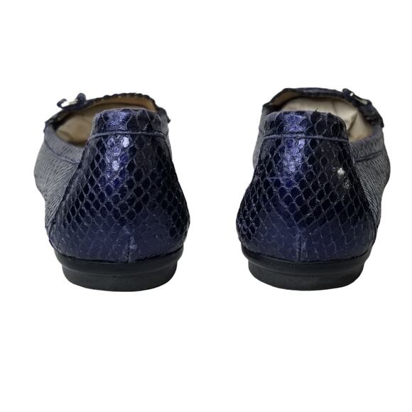 Salvadore Feragamo Women's Blue Python Loafers, Size 8 - Picture 5 of 11